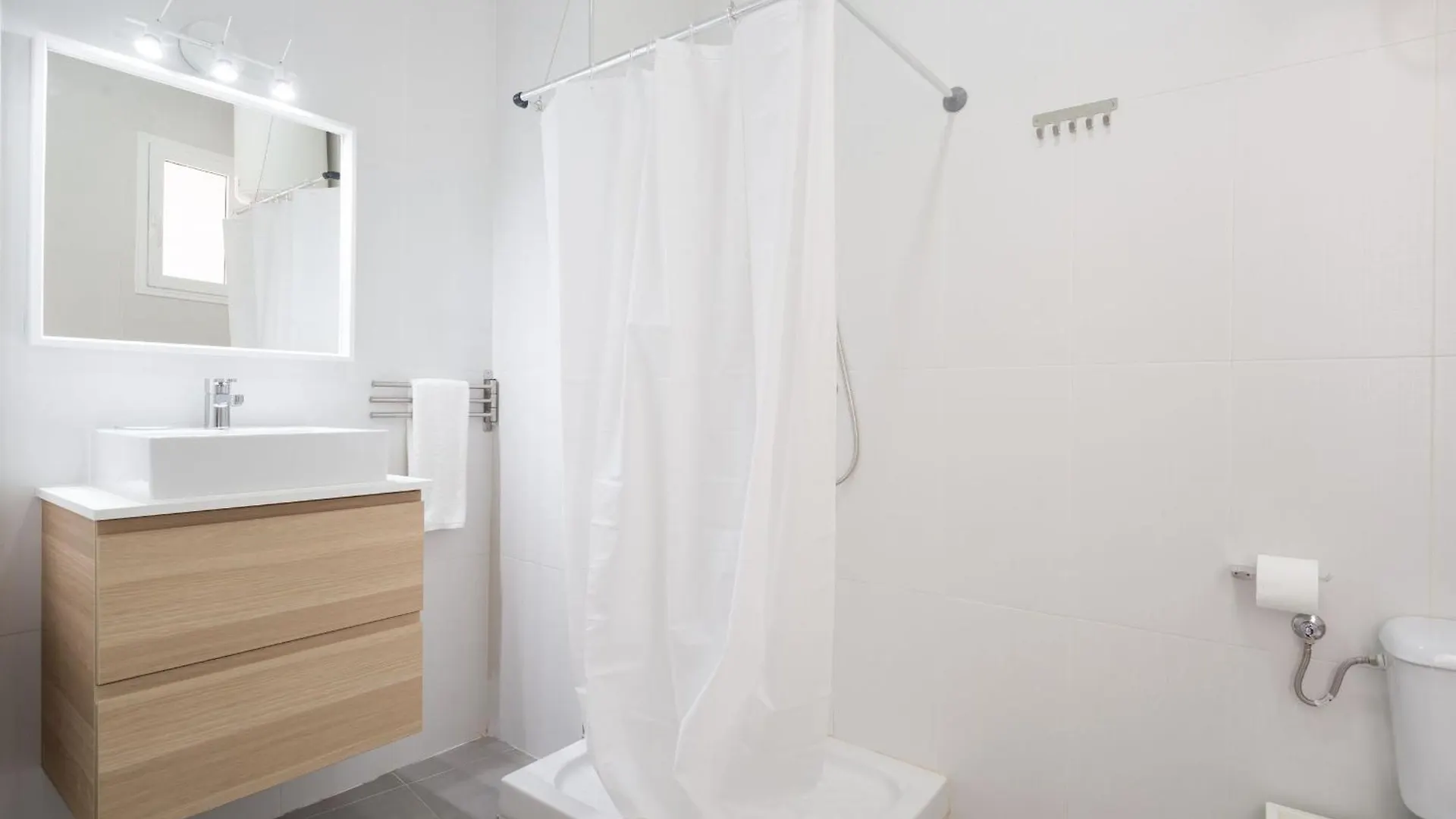 Sunny Malaga Apartments