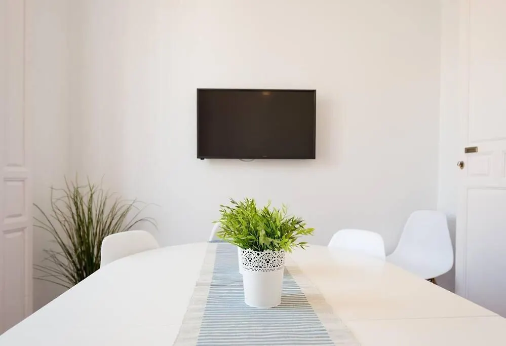 Sunny Malaga Apartments